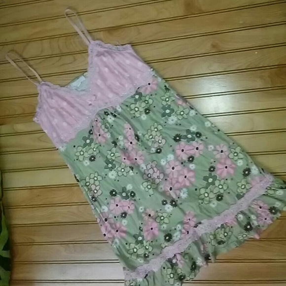 Woman's size SMALL - Picture 1 of 1